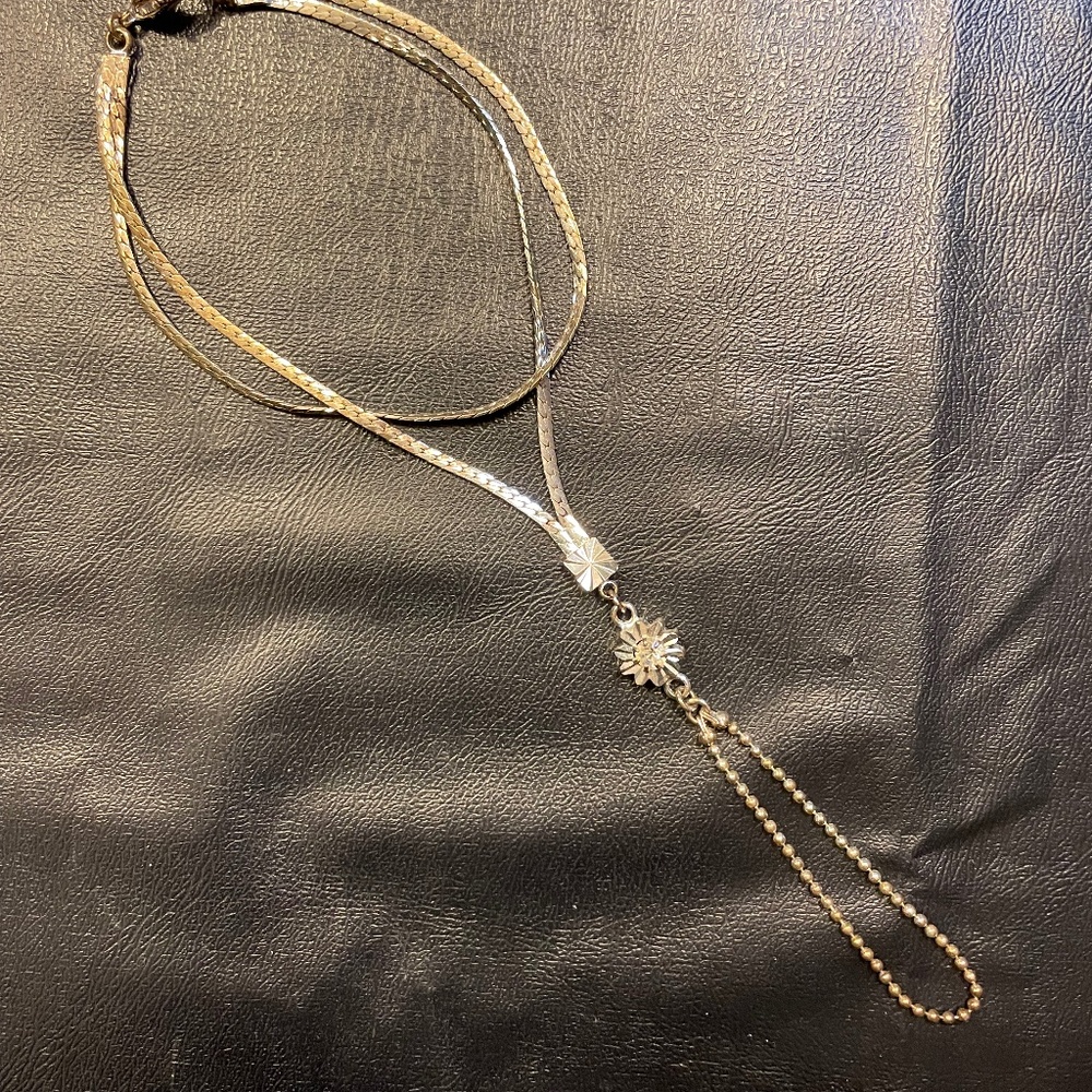 Vintage Avon silver hand chain